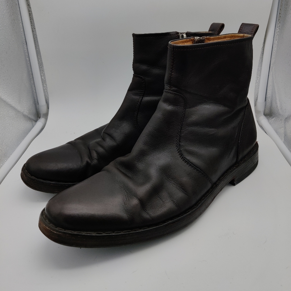 SALE - Men's Coach Jeremy Dark Brown Leather boots. Sz 9.5
